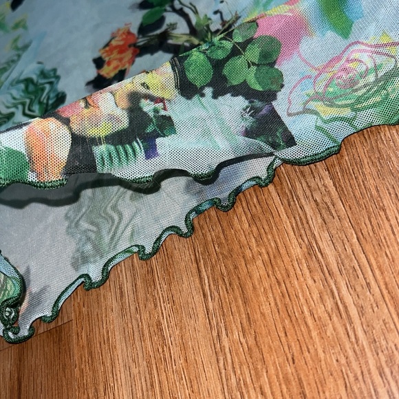 Abstract Fairy Garden Printed Sheer Top - Picture 3 of 10